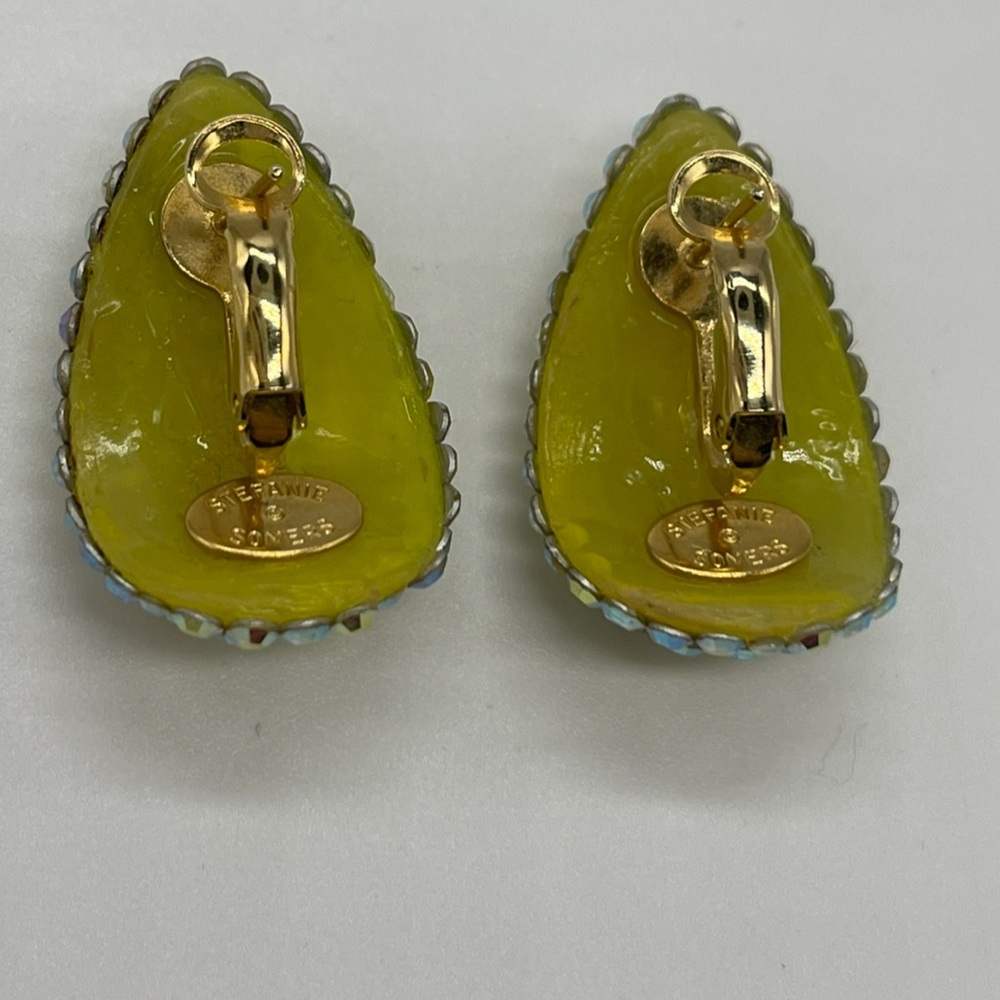 STEFANIE SOMERS Teardrop SWAROVSKI Crystal earrings. - Picture 6 of 6